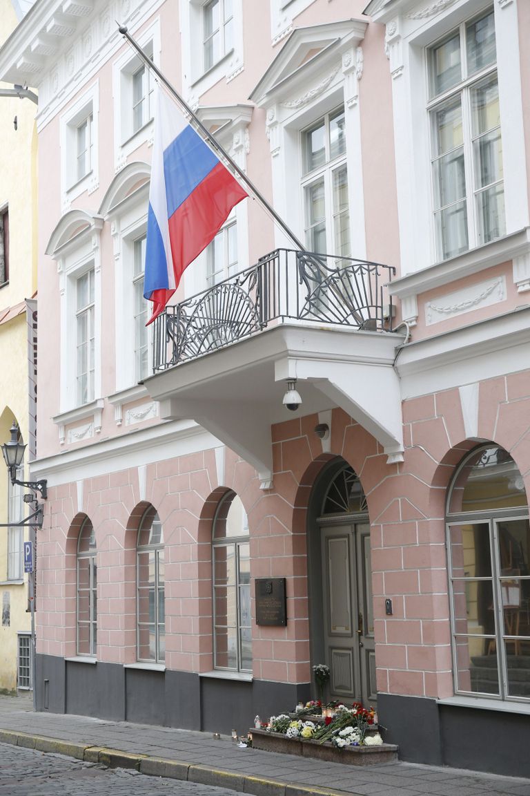 Leinalipp Vene saatkonnal Tallinnas. Foto: