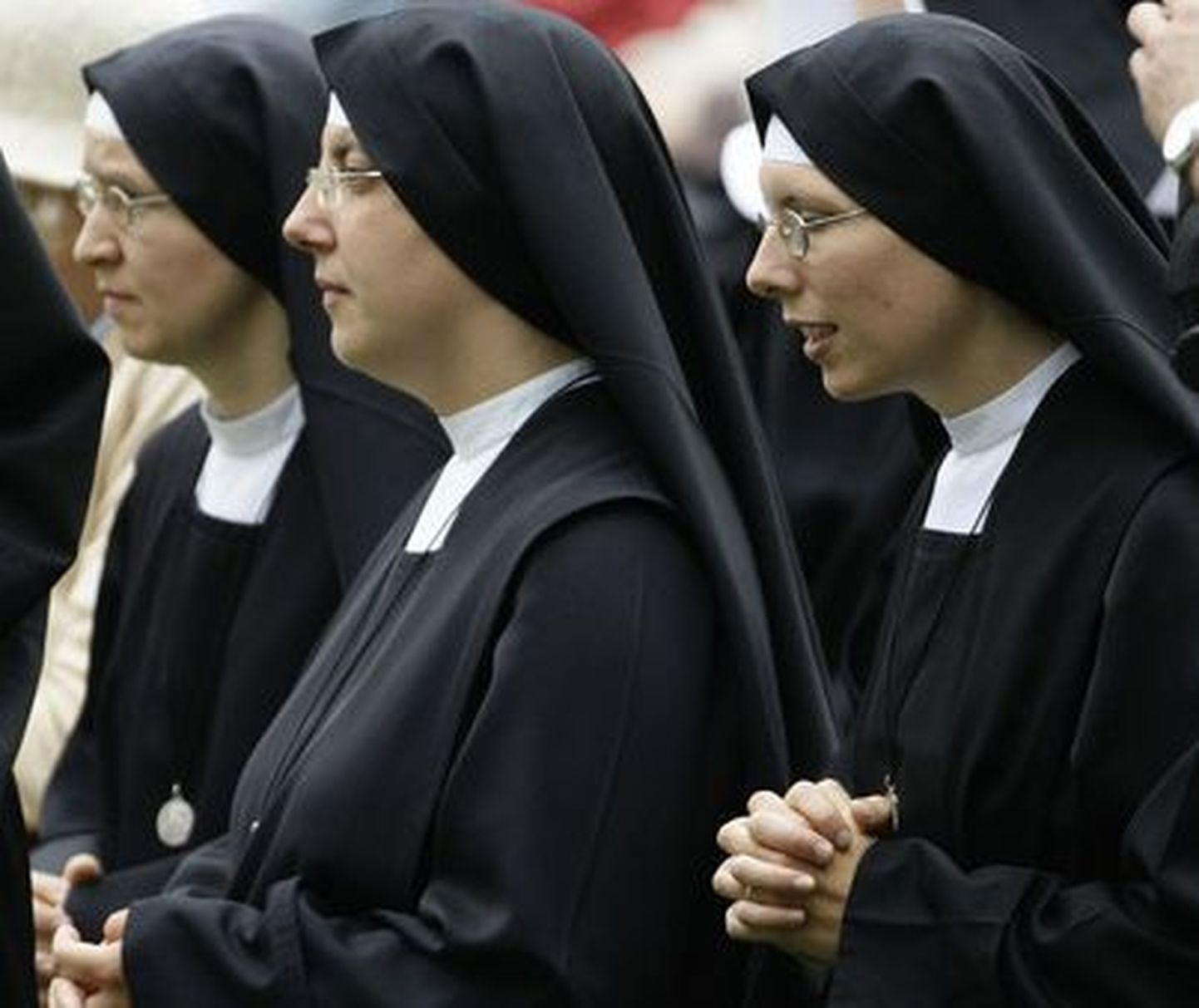 Paavsti juurde kiirustanud nunnad ületasid kiirust