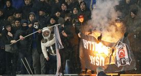 Besiktas ja Dinamo saavad fännide märatsemise eest karistada