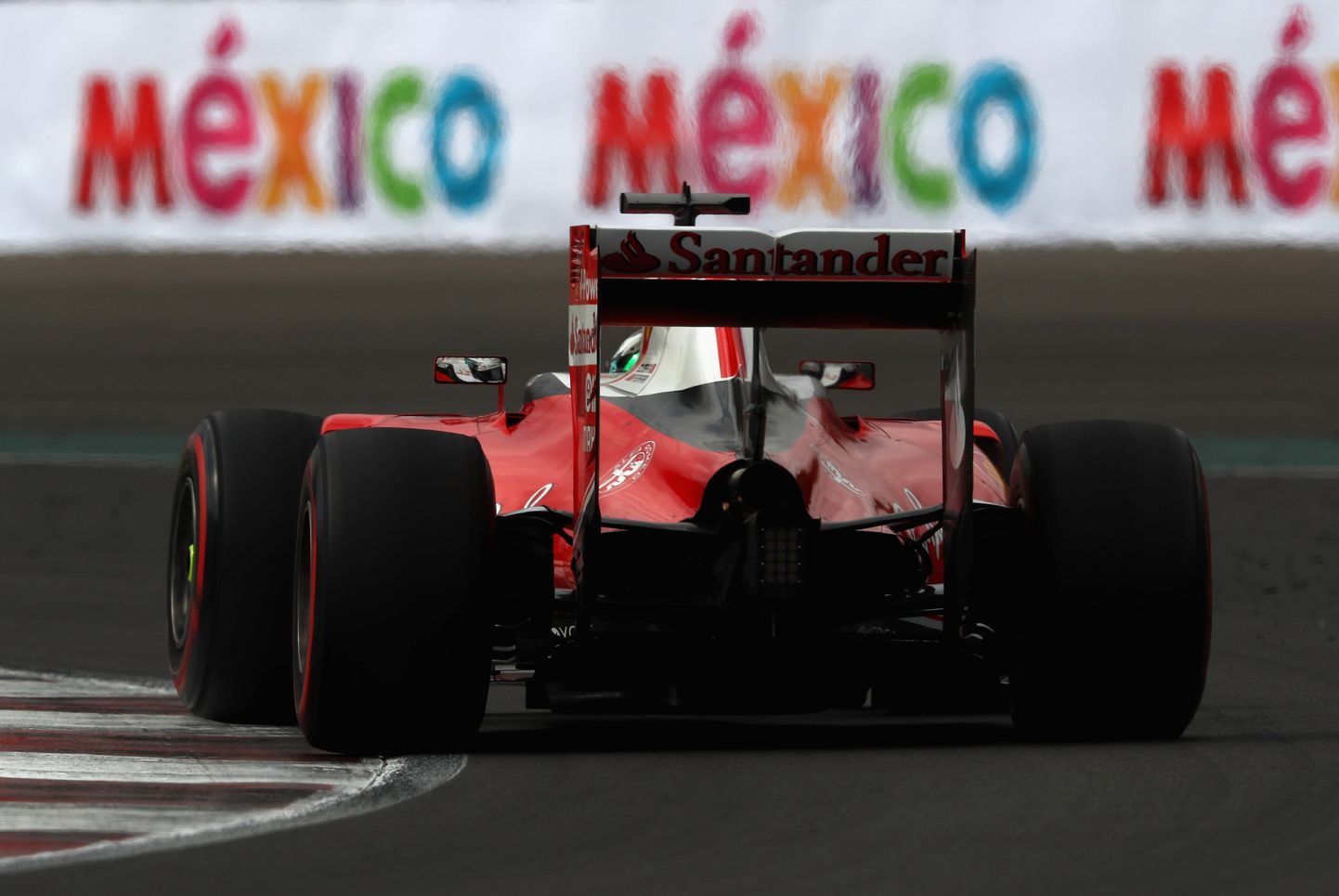 Sebastian Vettel Mexico City ringrajal.