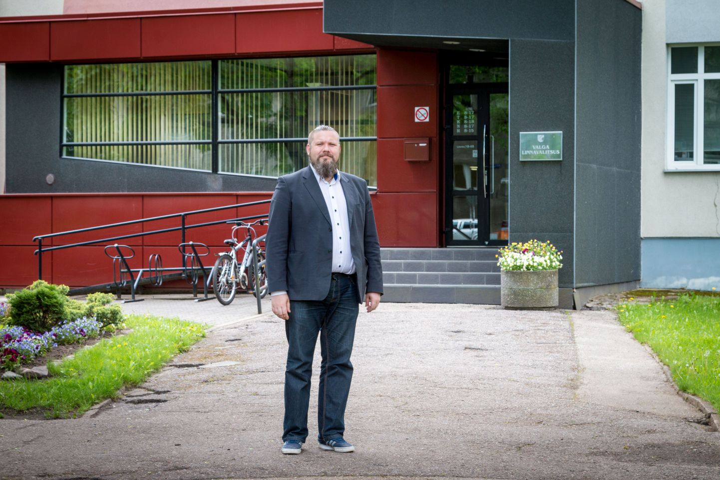 Üle kuu aja Valga linnavalitsuse ettevõtlus- ja arenguspetsialisti ametikohuseid täitva Daniel Kullamä esmamuljed ametist, töökaaslastest ning Valga linnastki on head ning oma valikuga on ta väga rahul.