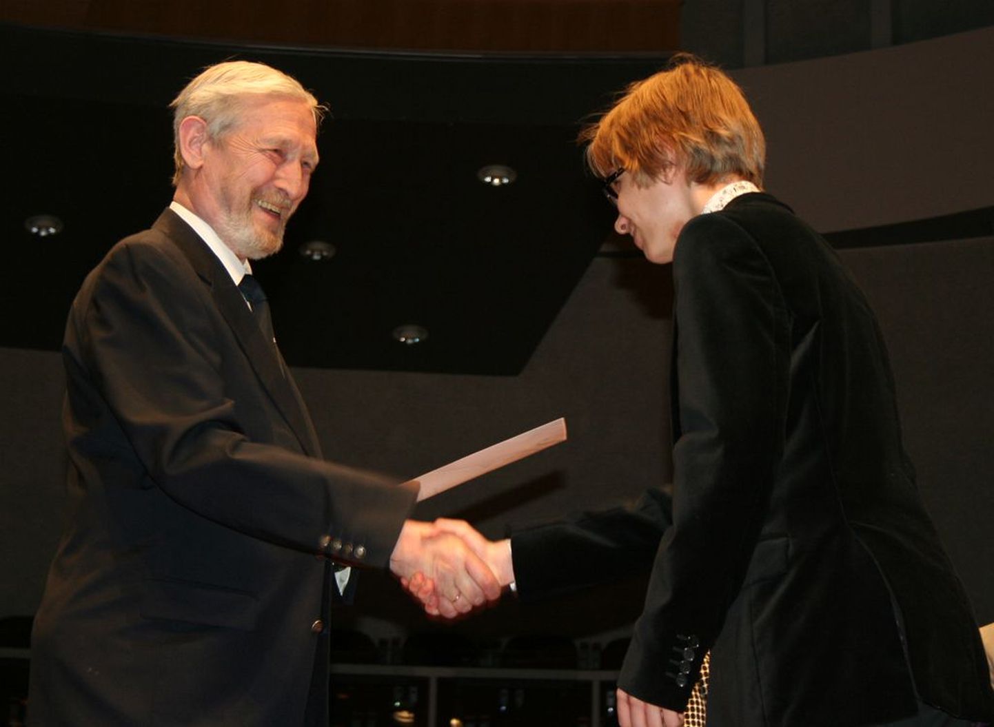 Robert Traksmann võitis Pärnu viiuldajate konkursi.
