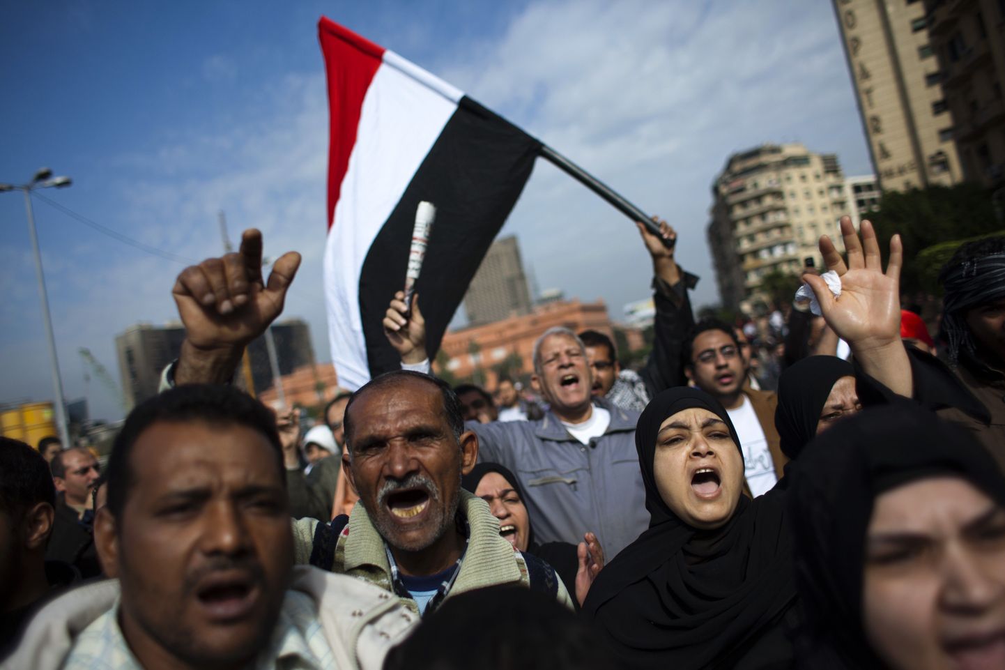 Антиправительственный митинг на площади Тахрир в Каире, 1 февраля 2011.