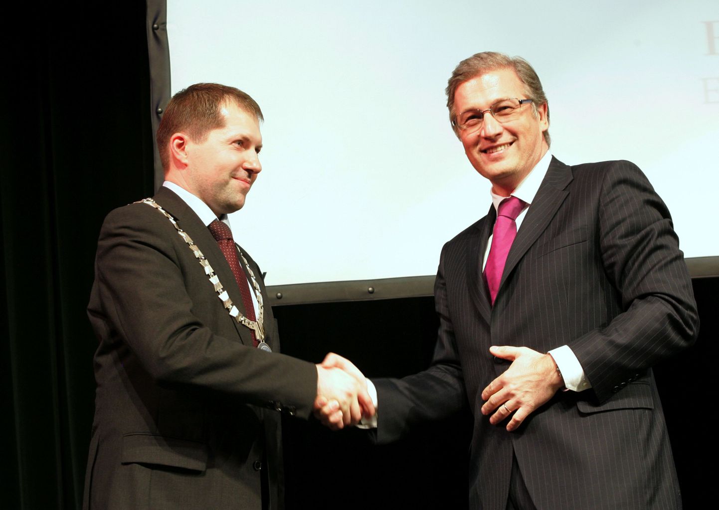 Advokatuuri esimees Toomas Vaher (vasakul) ja endine esimees Aivar Pilv.