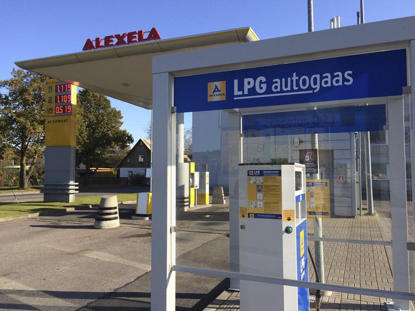 Alexela Viljandi tanklas maksab autogaasi liiter natuke üle poole euro.