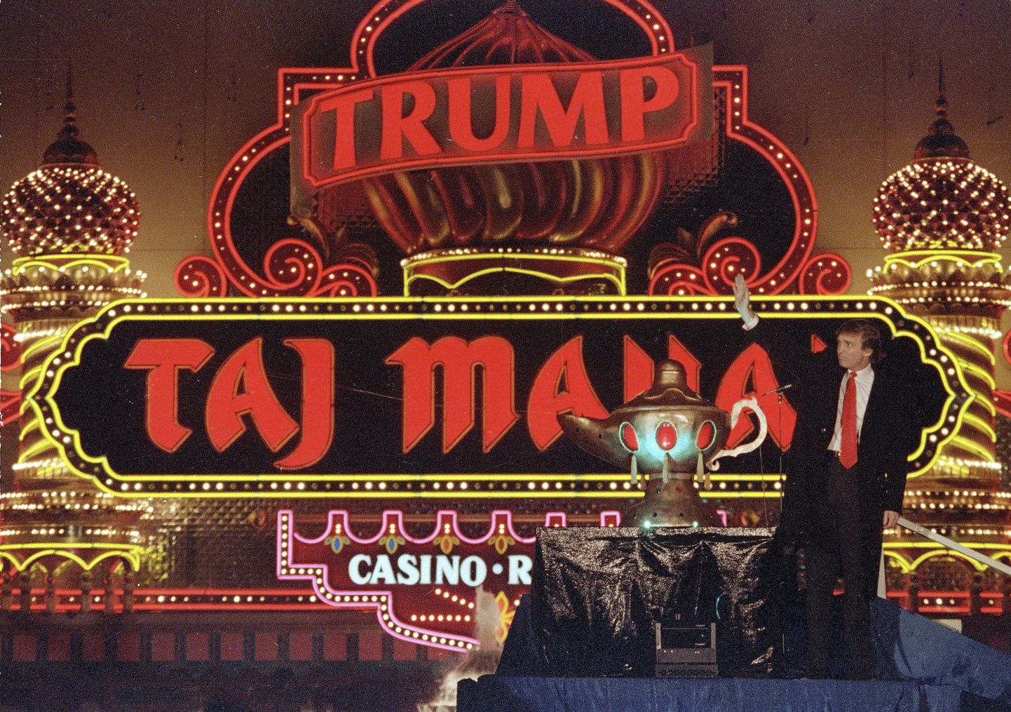 Donald Trump 1990. aastal Taj Mahali kasiino avamisel