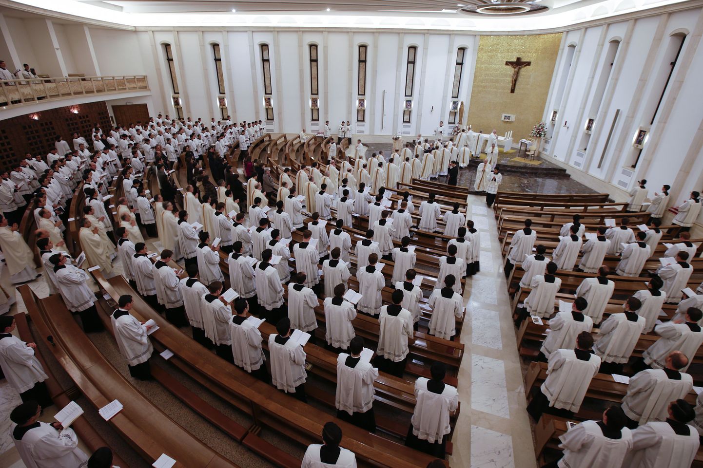 Katoliku kiriku preestrid Roomas.