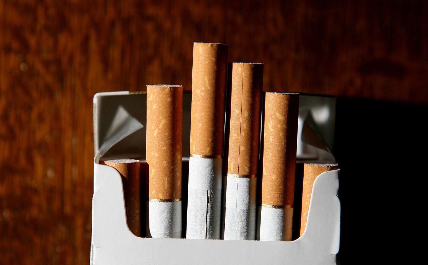 Prantsusmaal jäävad sigaretipakid peagi logodeta.