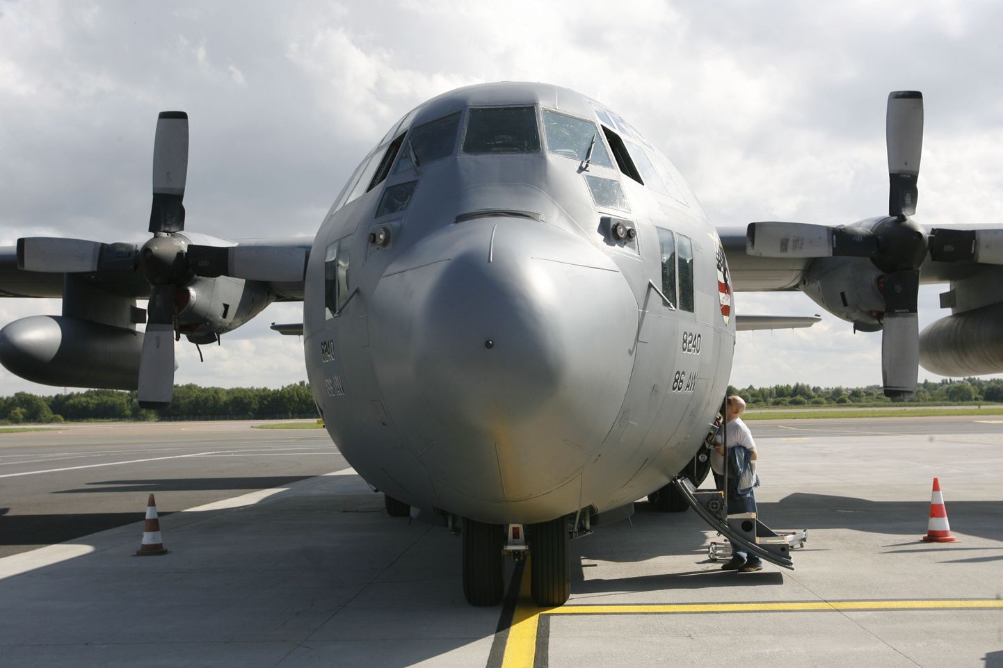 Военно-транспортный самолет С-130 "Геркулес". Иллюстративное фото.
