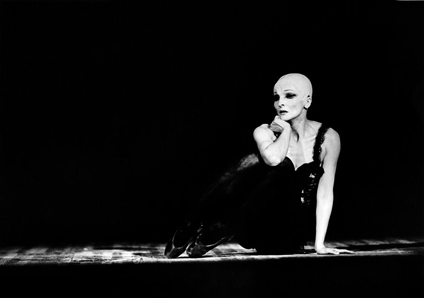 Naine Luciano Berio samanimelises balletis (1983, koreograaf Mai Murdmaa).