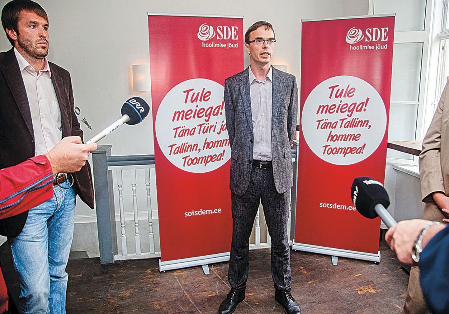 Председатель Социал-демократической партии Свен Миксер в минувшую среду представил предвыборный лозунг своей партии.