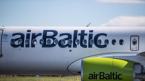  airBaltic    -
