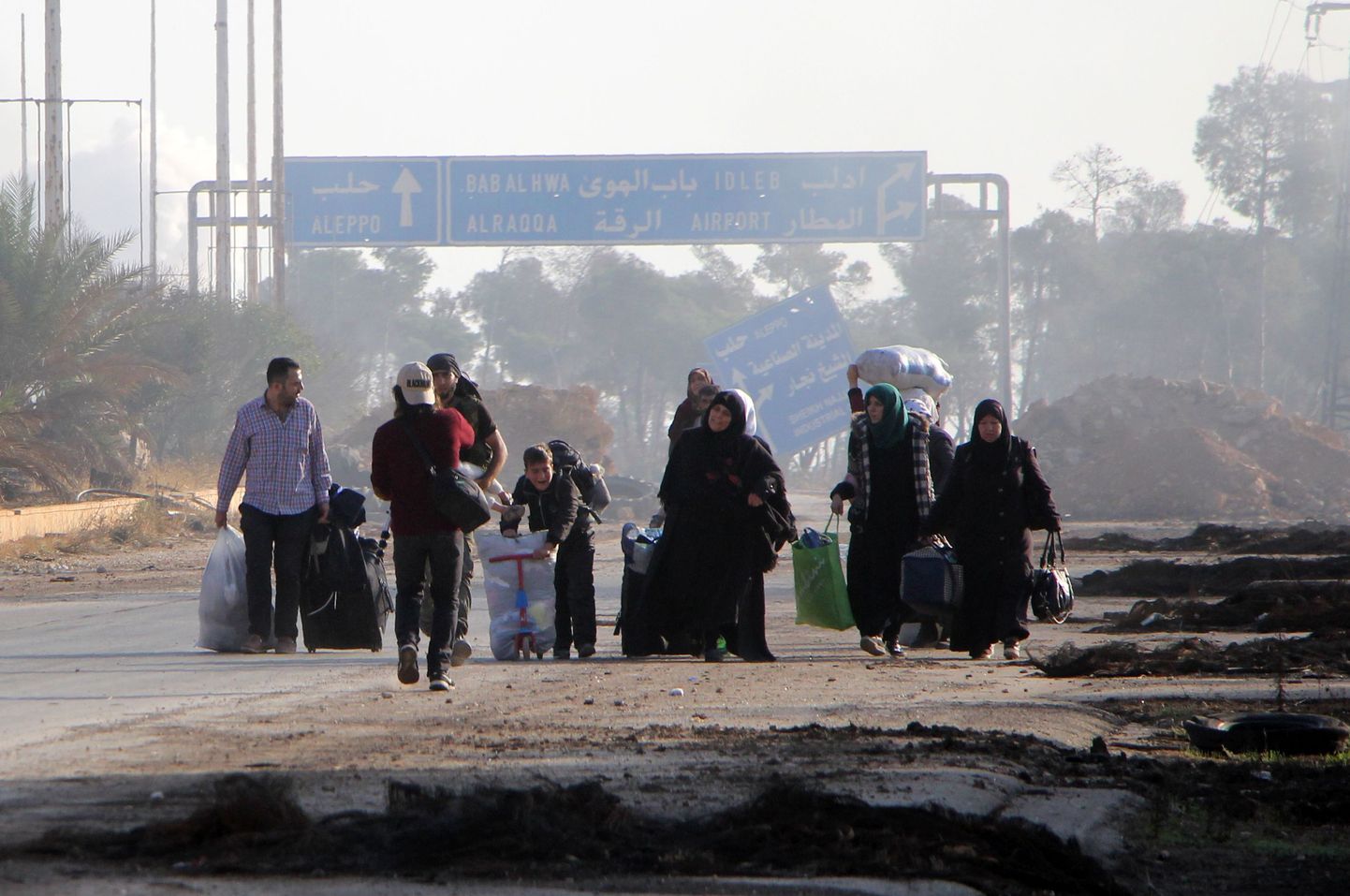 Aleppost lahkuvad süürlased.