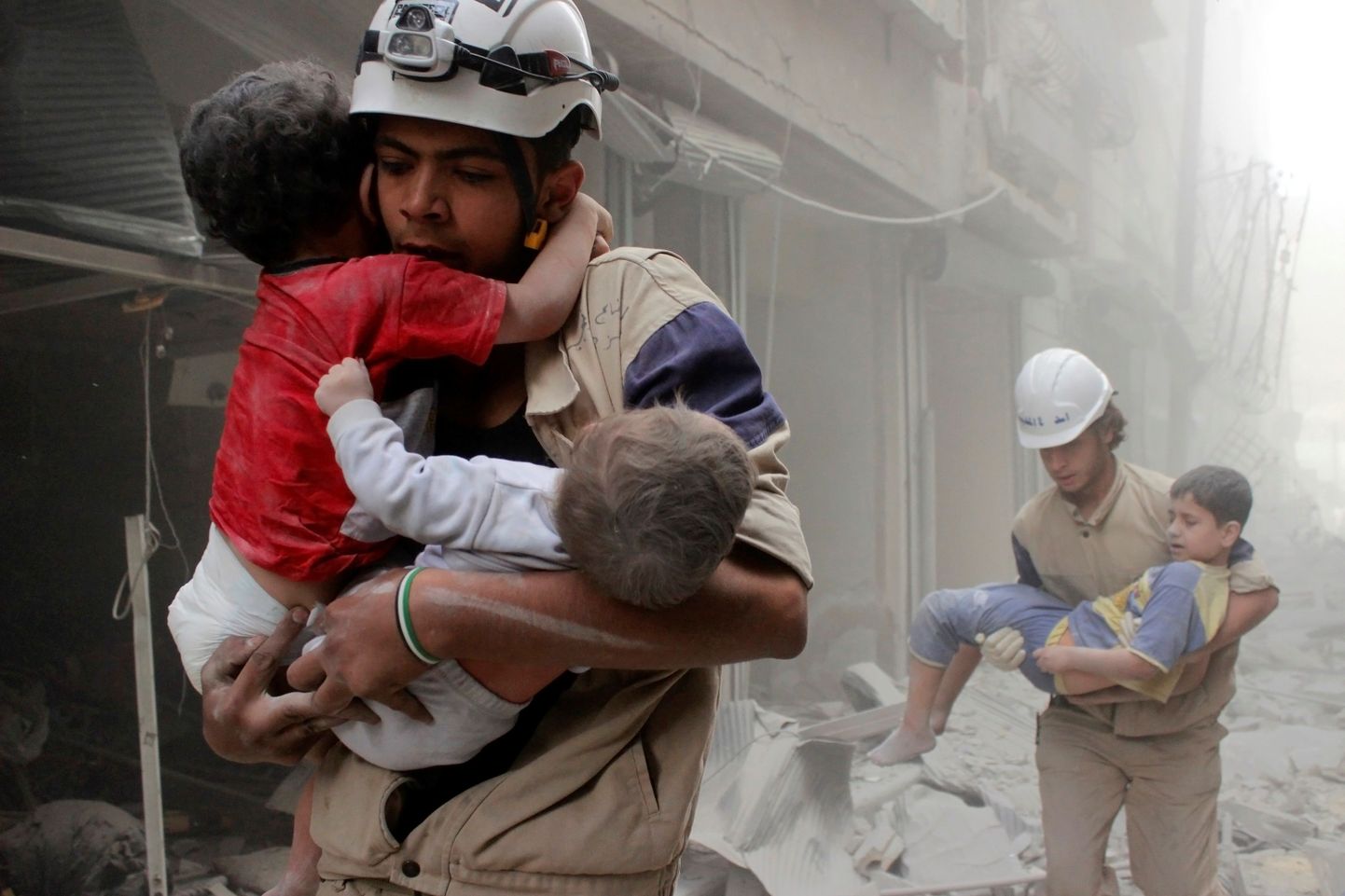 Päästetööd Aleppos.