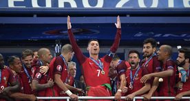 Jalgpalli EMi sümboolses koosseisus on neli portugallast