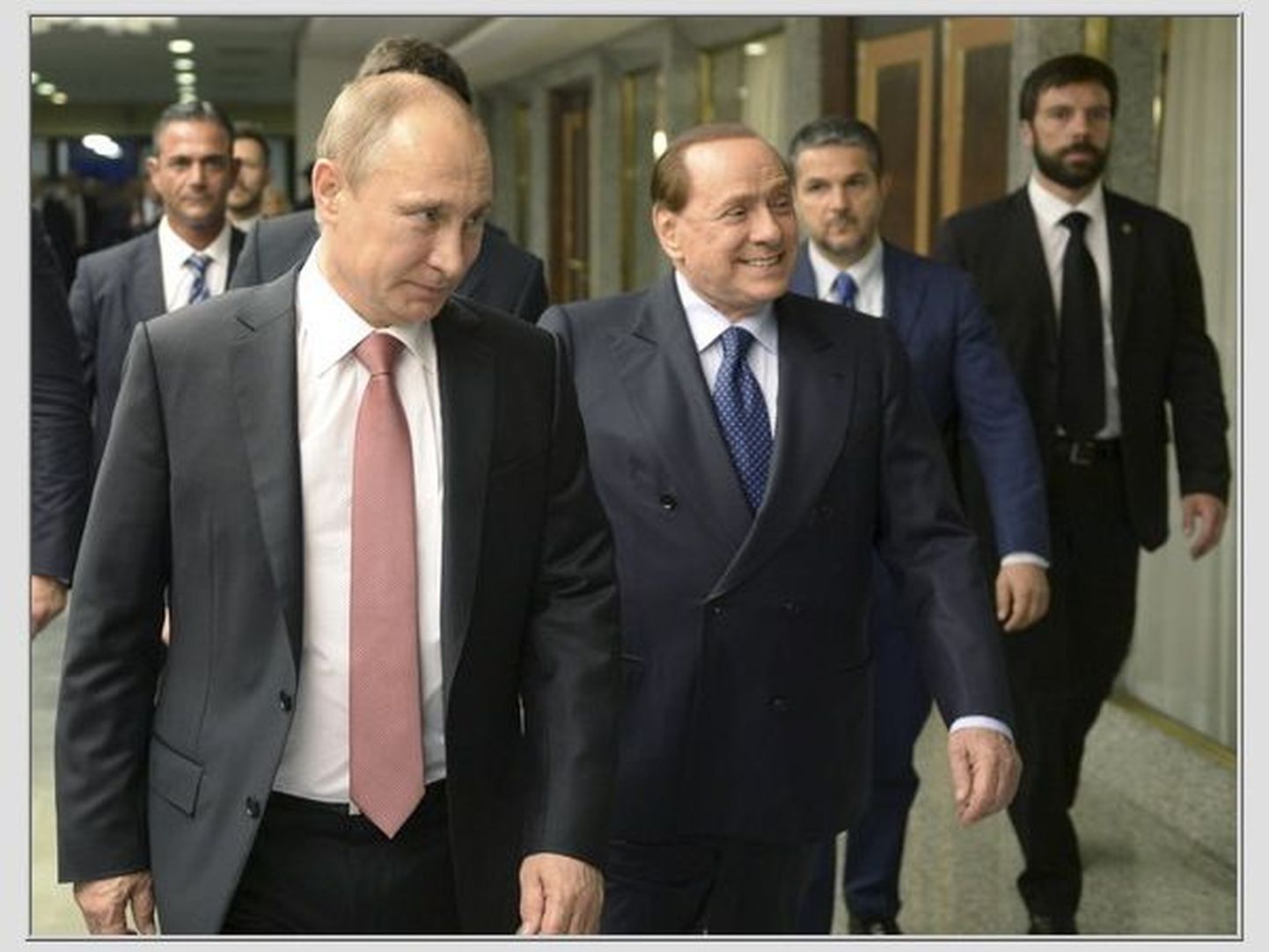 Venemaa president Vladimir Putin ja Itaalia ekspeaminister Silvio Berlusconi eile Roomas.