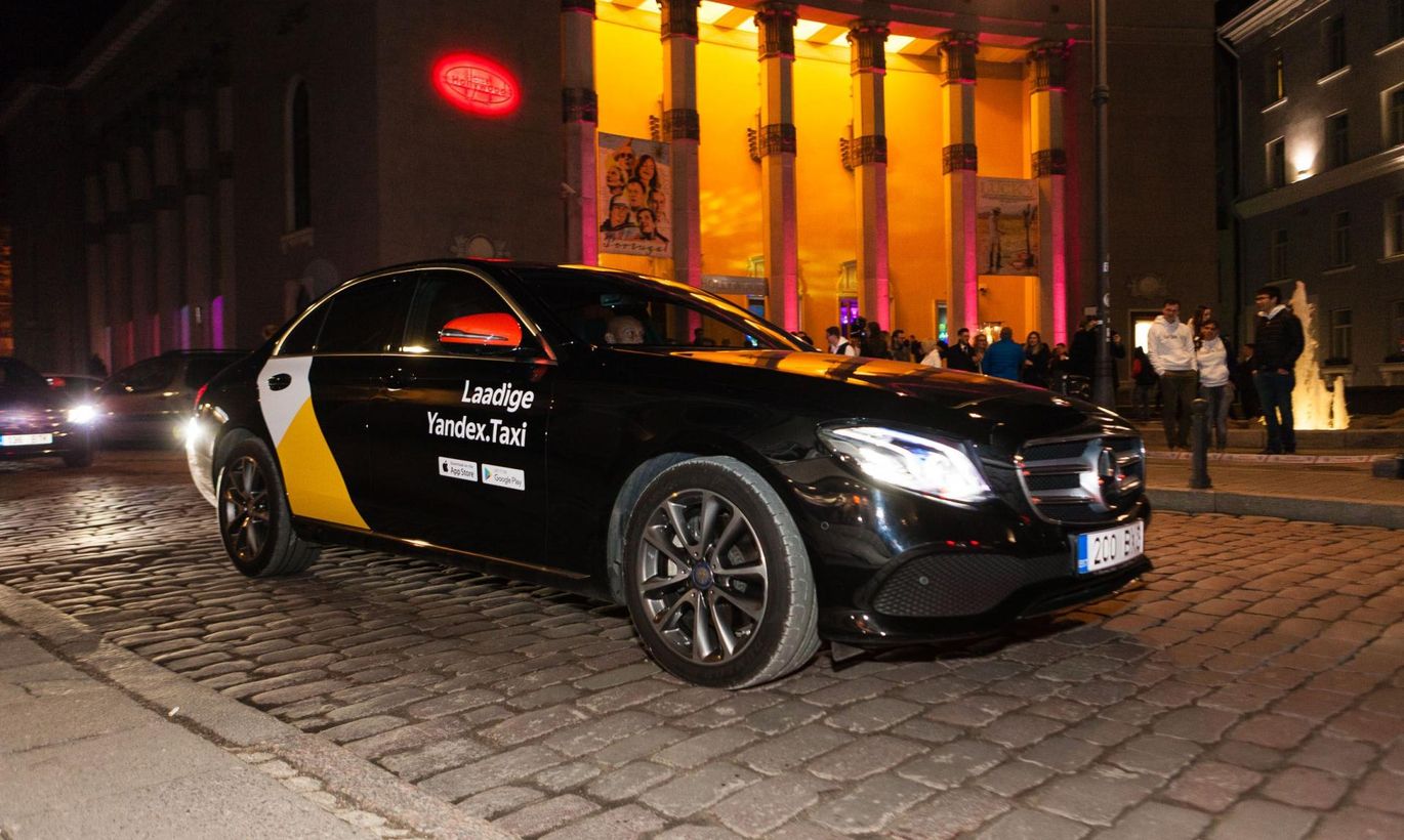 Яндекс такси Майбах