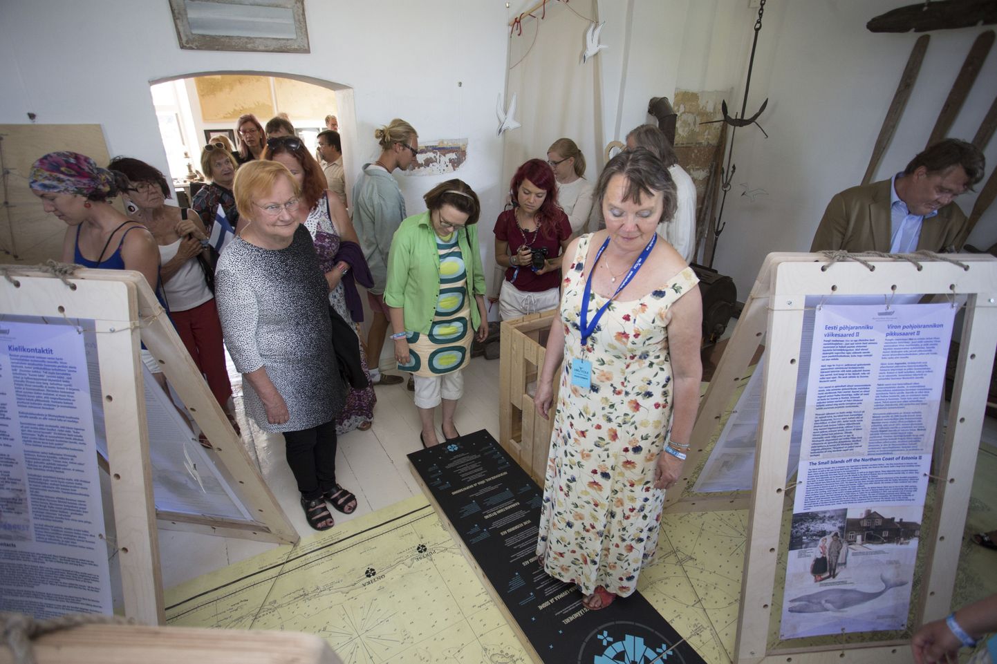 Näitust “Piirideta meri” uudistas ühe huvilisena ka Viru Folki väisanud Soome president Tarja Halonen.