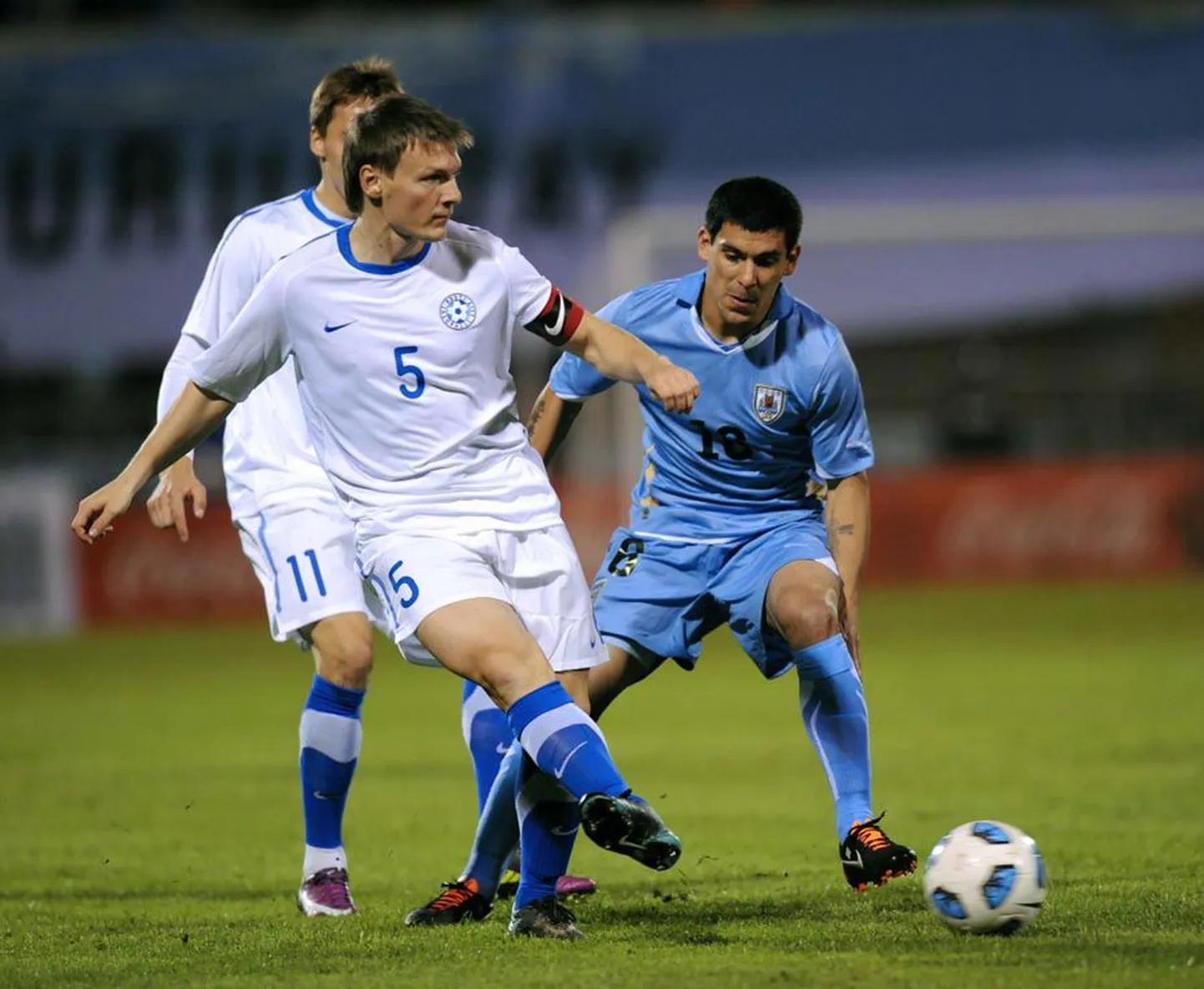 Дмитрий Круглов в матче за сборную Эстонии.