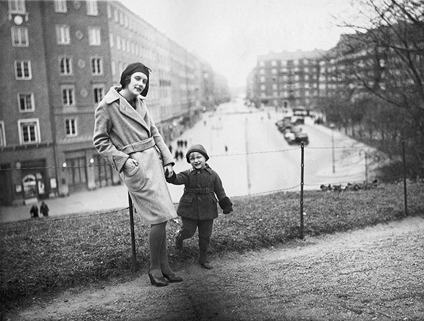 Astrid Lindgren pojaga 1930. aastal.