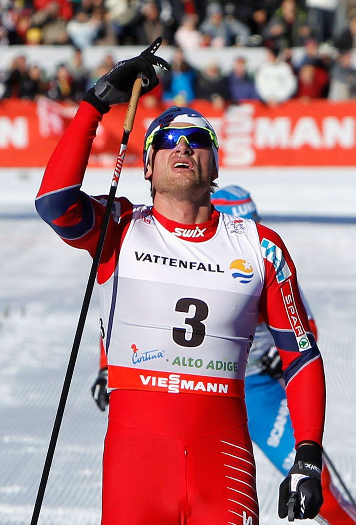 Norralane Petter Northug tõusis tänu etapivõidule ka üldliidriks.