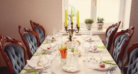 Oksjonikeskkond pakub võimalust neli päeva villas elada