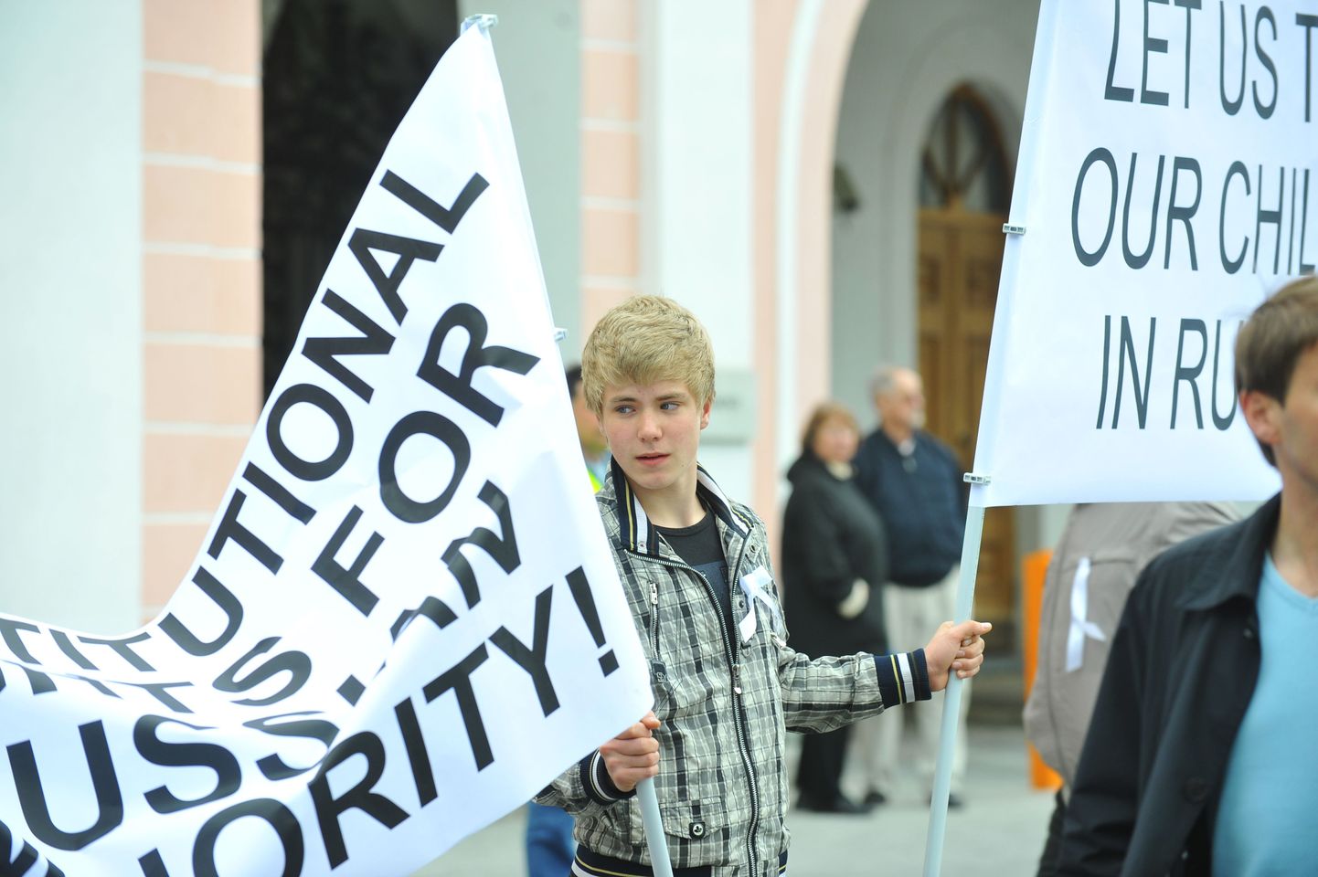 Meeleavaldus venekeelse gümnaasiumihariduse toetuseks.