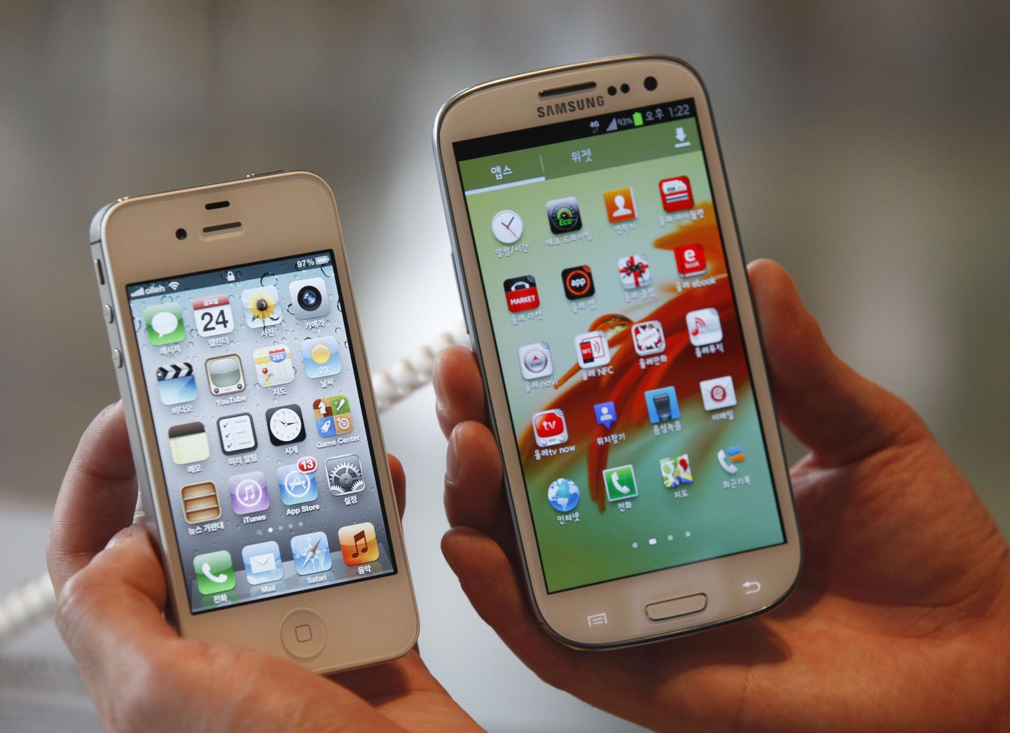 Mobiiltelefonide turgu vailitsevad ülekaalukalt Samsung ja Apple.