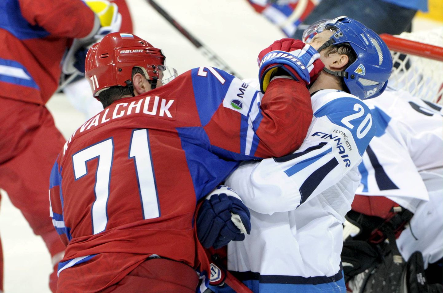 Илья Ковальчук в инциденте с финским хоккеистом.