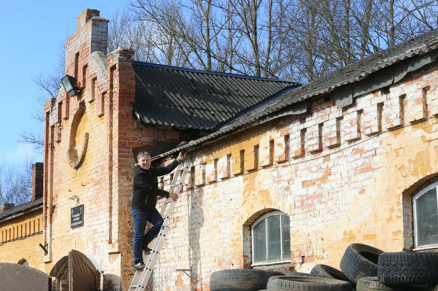 Möödunud aastal sai Tartu kaasava eelarve hääletusel kõige rohkem hääli Tartu ratsakooli ajaloolise tallihoone katusekatte rekonstrueerimine.