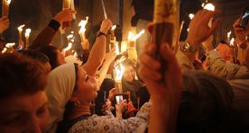 Появление Благодатного огня объяснили научно