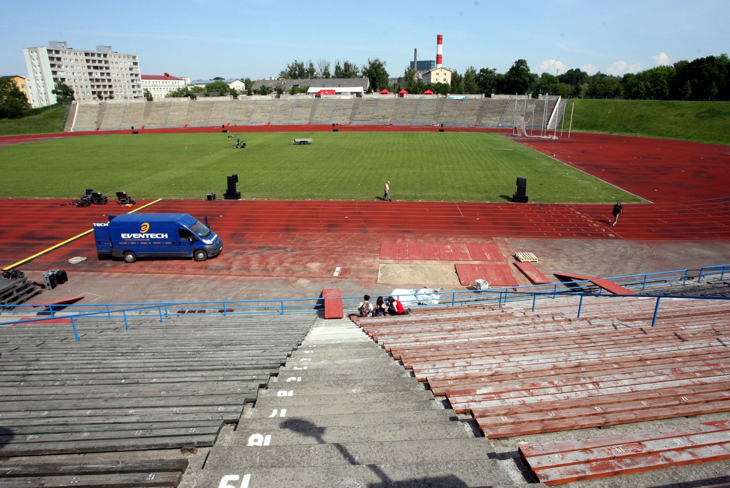 Täna algavad Tallinnas Kalevi staadionil tantsupeo proovid.