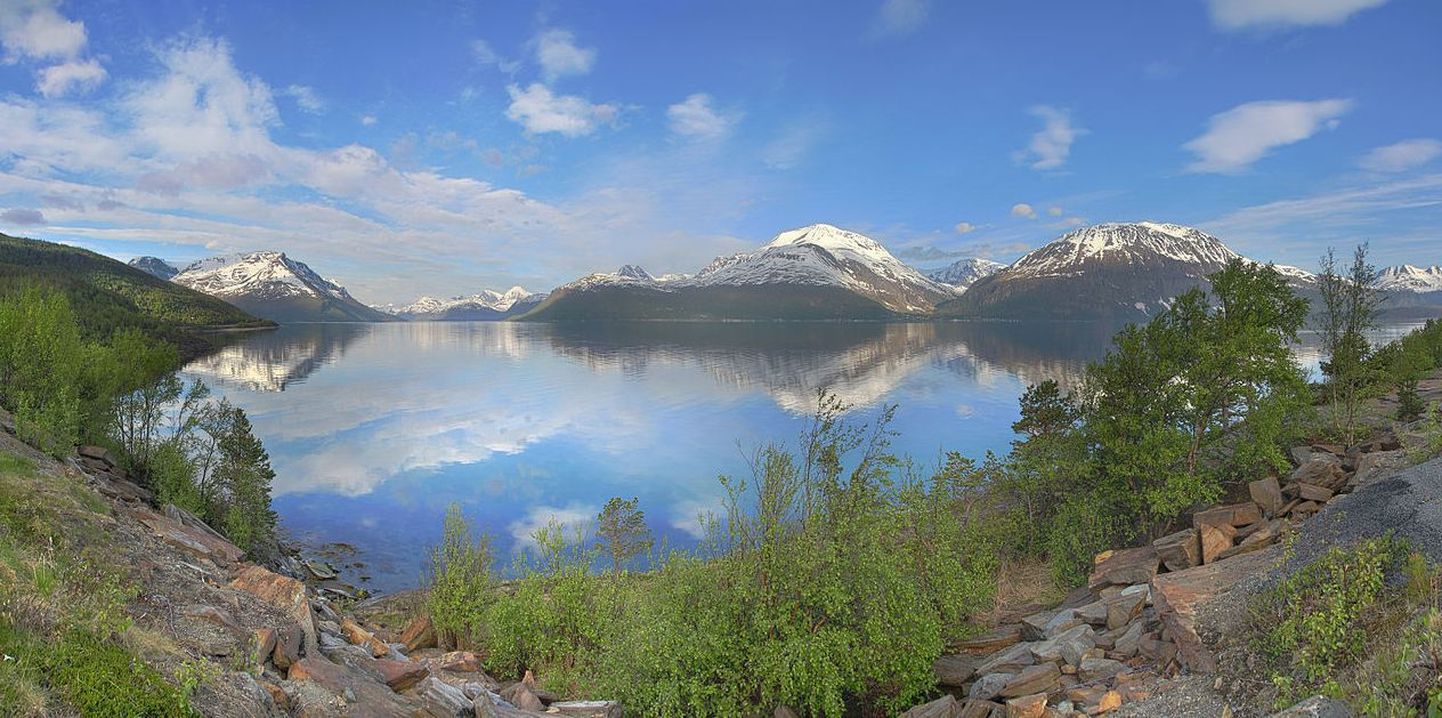 Norra Lyngeni fjord