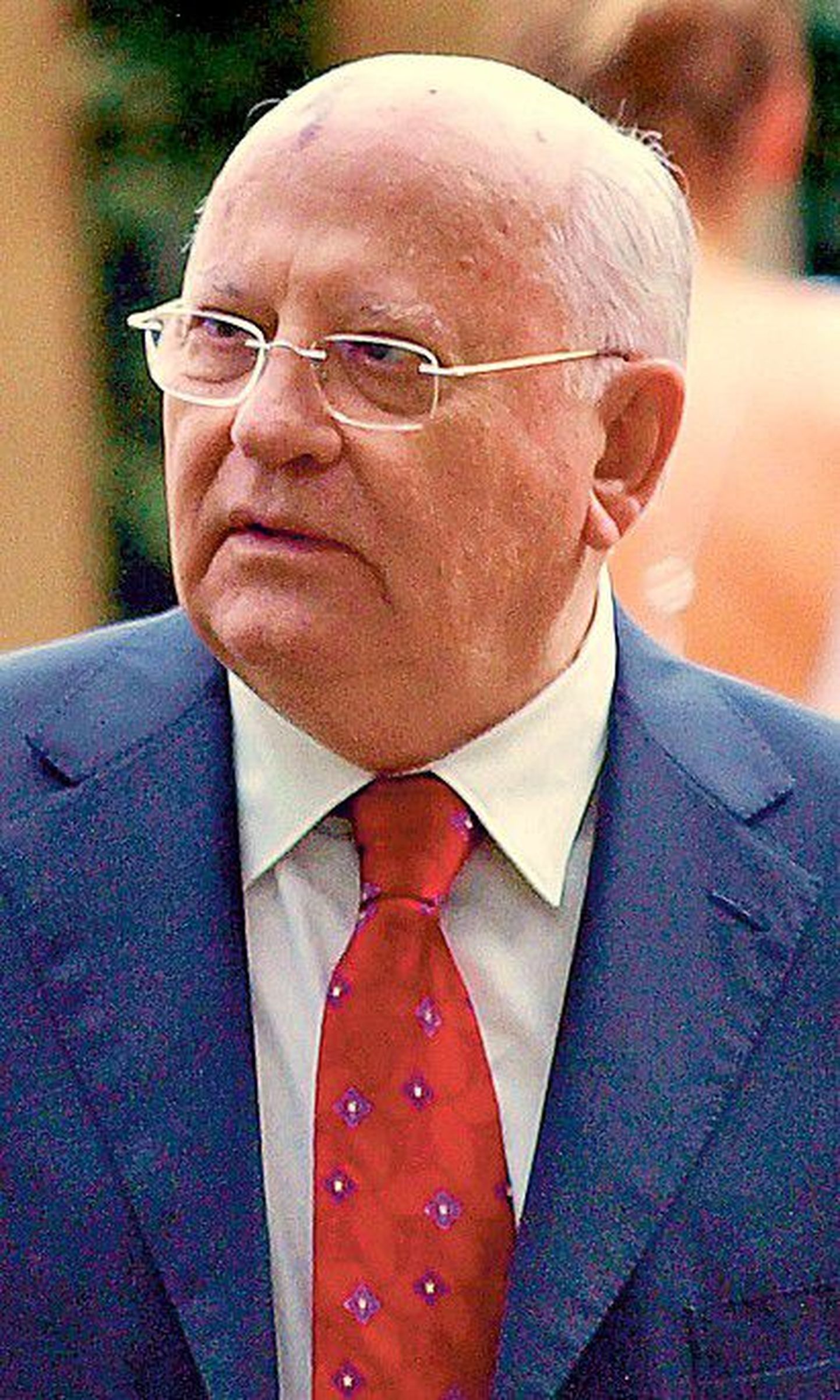 NSVLi viimane juht 
Mihhail Gorbatšov kirjutab, et mure Põhja-Korea tuumakatsetuste pärast on mõistetav, kuid lahendused saavad olla vaid poliitilised, kindlasti mitte sõjalised.