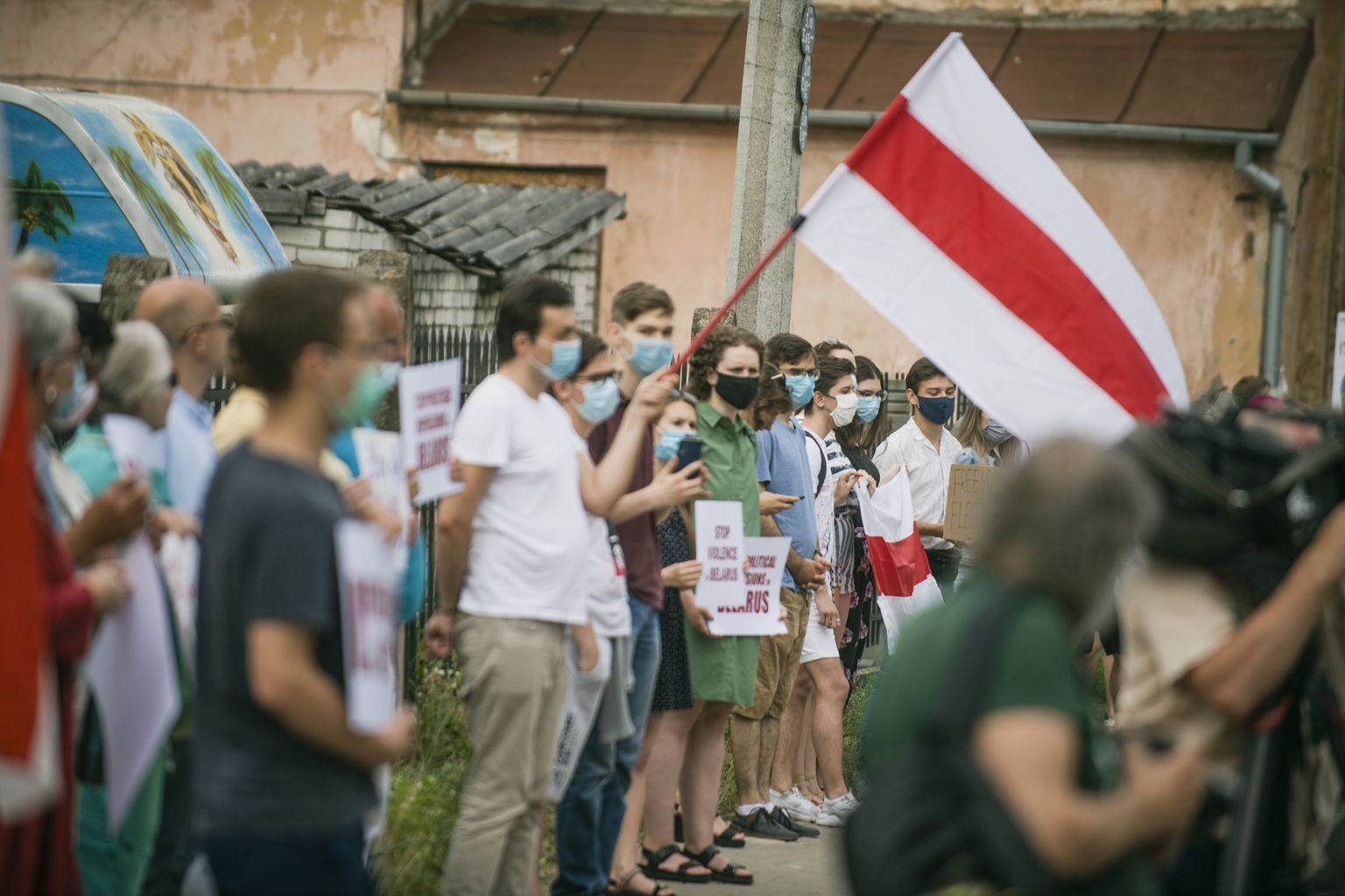 Пикет у посольства Беларуси в Риге