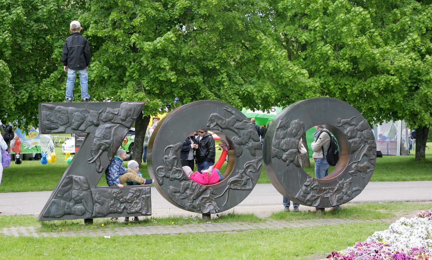 Lastekaitsepäeva üritus Tallinna loomaaias.