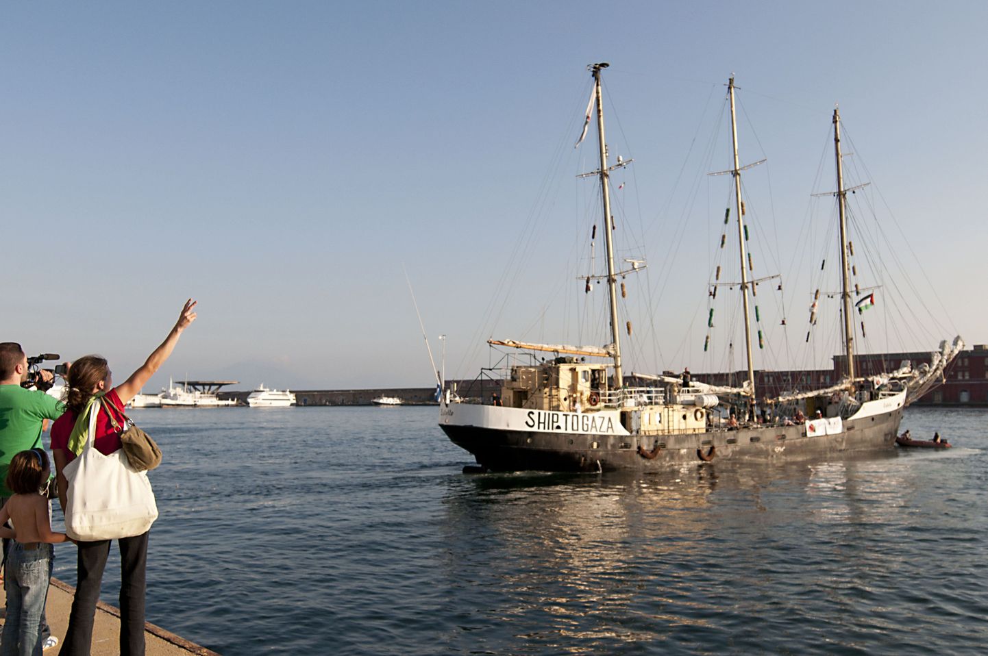 Laev Estelle alustas sõitu Gaza suunas eelmisel nädalal Napolist.