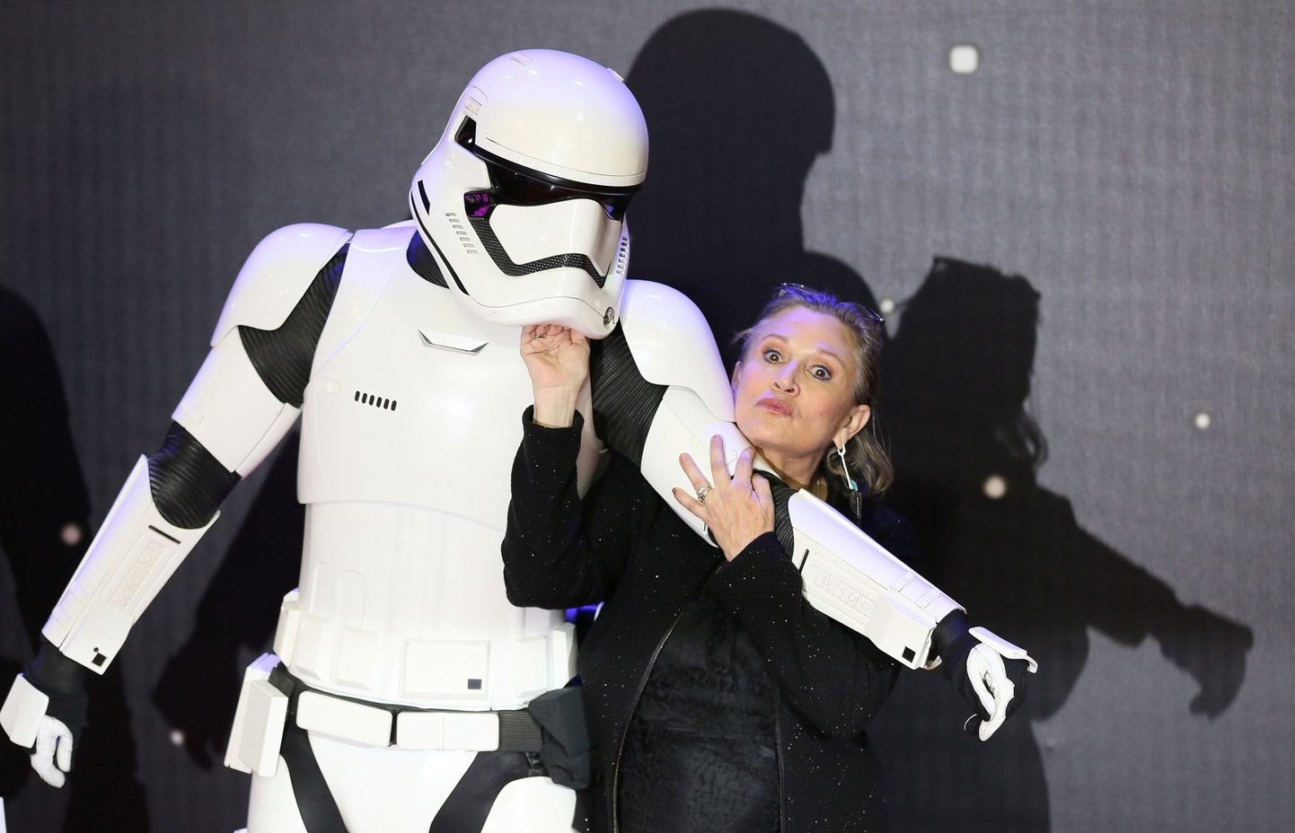 Carrie Fisher stormtrooperiga.