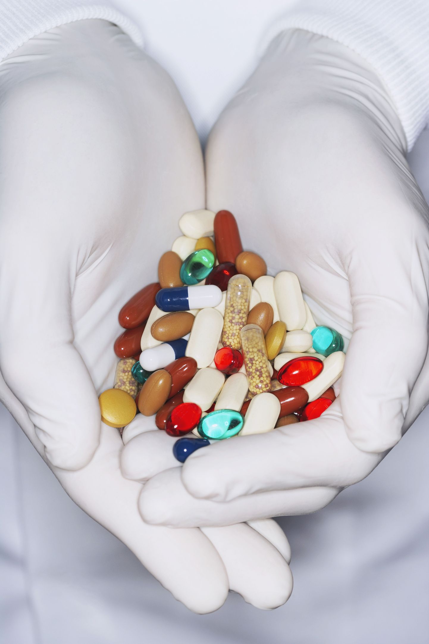 Ebaseaduslikult müüdavate ohtlike ravimitega kaasnevad riske saab vältida, ostes ravimeid vaid seaduslikult tegutsevast apteegist või internetiapteegist.