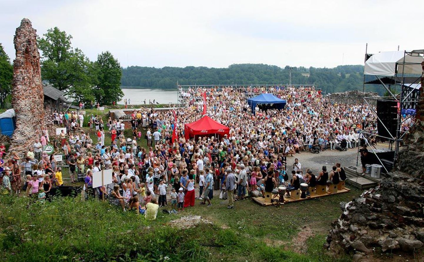 Viljandi pärimusmuusika festivali ajal pole politseile olulisematest korrarikkumistest teatatud.