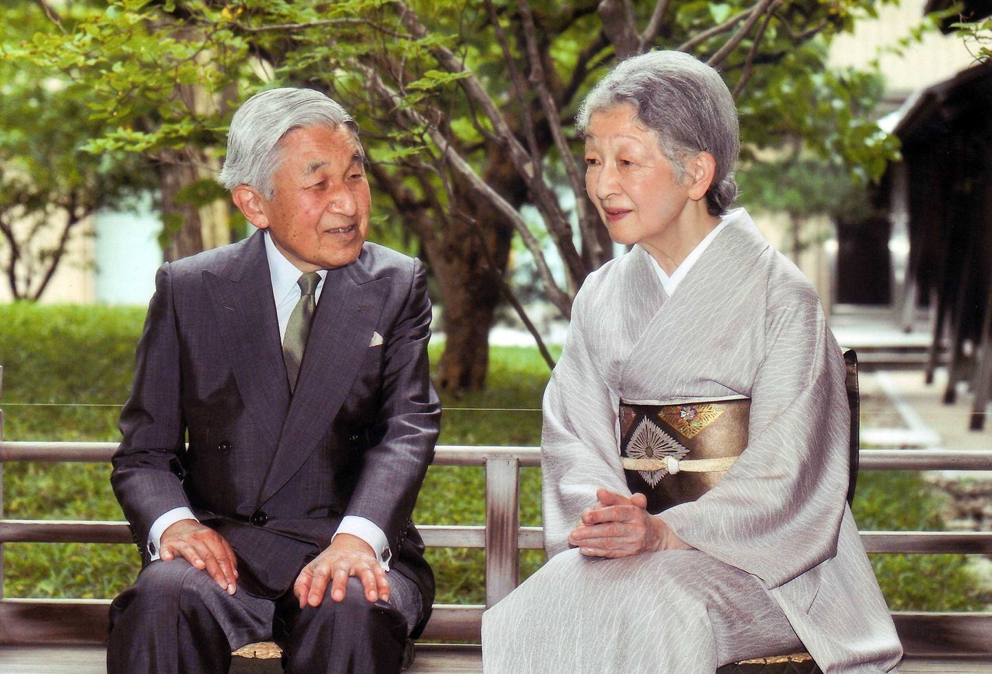 Jaapani keiser Akihito ja keisrinna Michiko.