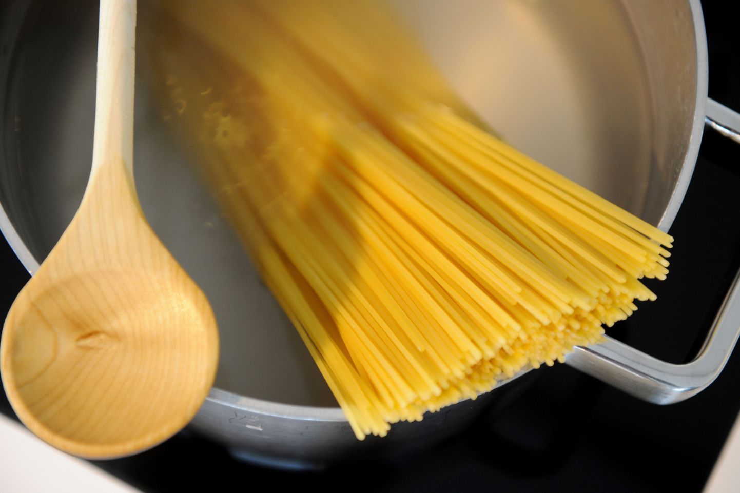 Ülejäänud spagettidest saab lihtsa vaevaga teha näiteks spagetikooke.
