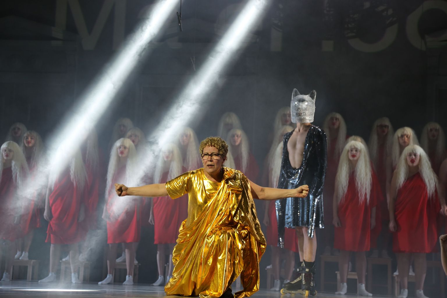 Teater NO99 lavastus «Savisaar», nimiosas Marika Vaarik.