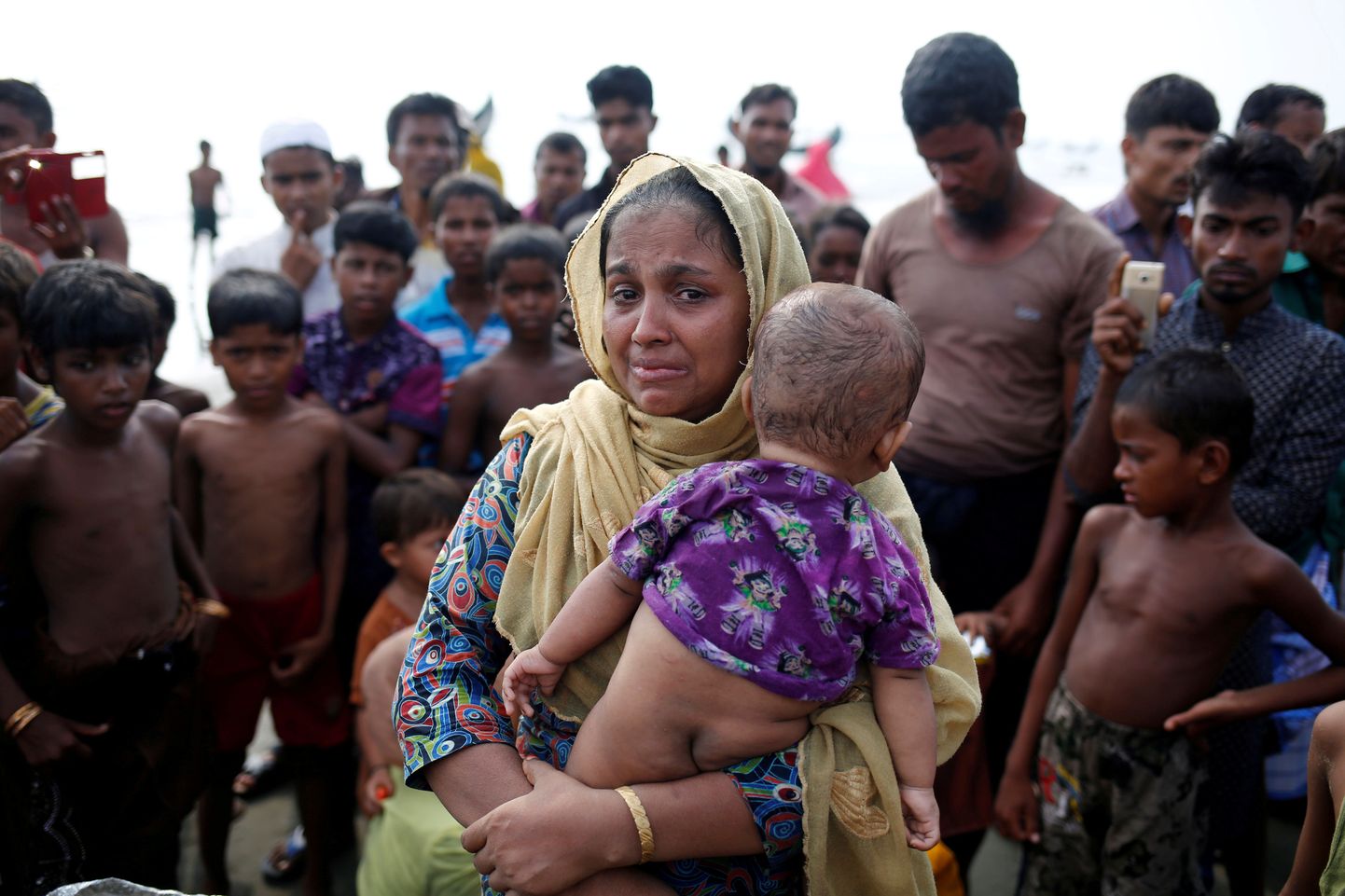 Rohingja naine Birma-Bangladeshi piiril.