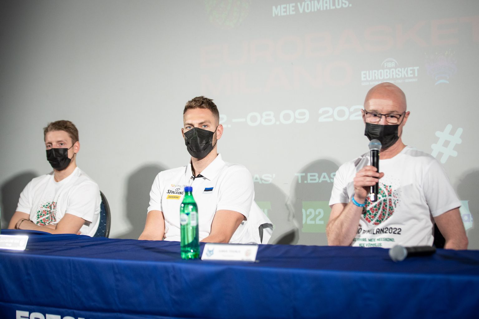 Paremalt: peatreener Jukka Toijala ning mängijad Siim-Sander Vene ja Mikk Jurkatamm.
