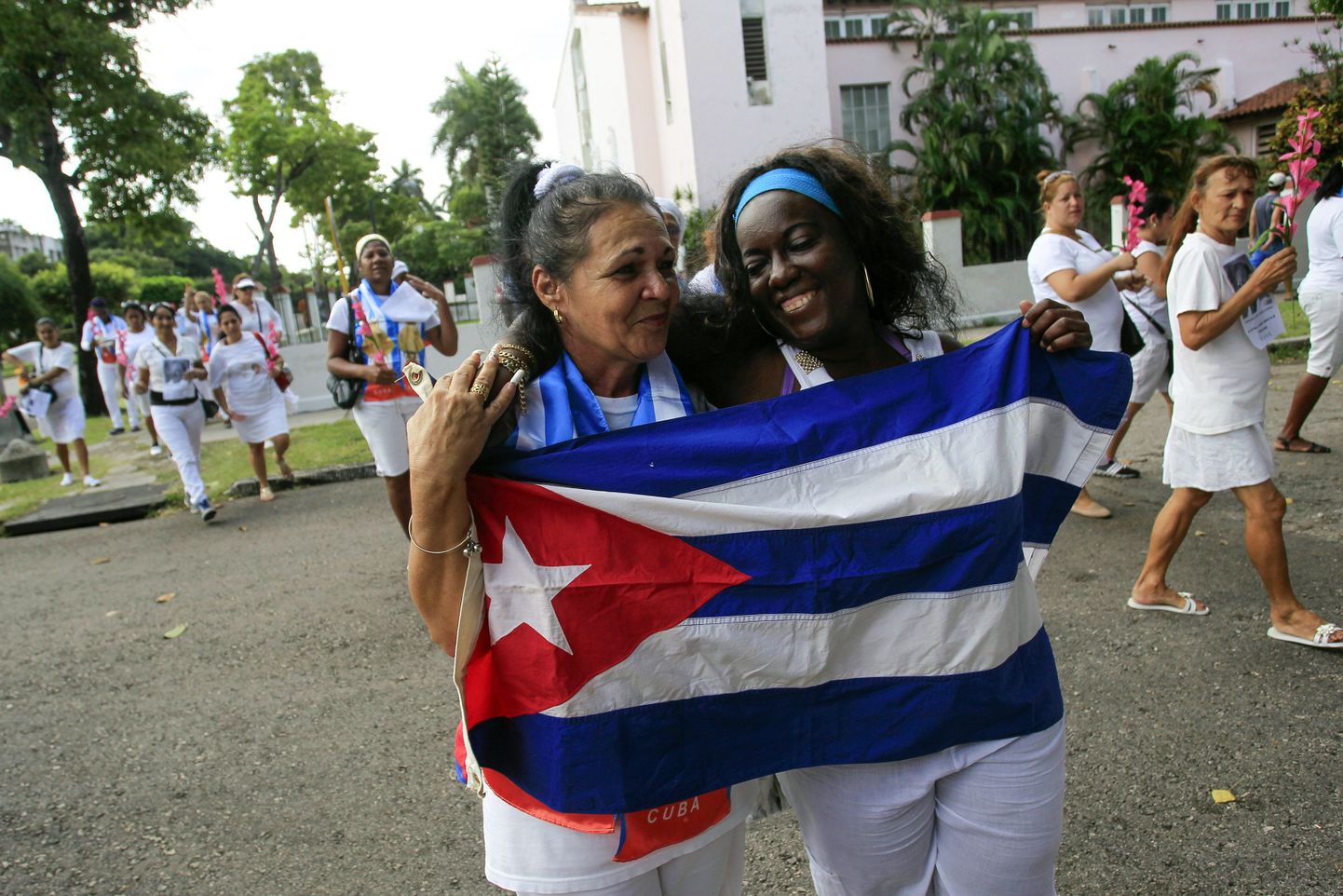 Hiljuti vabastatud Kuuba dissidendid Aide Gallardo ja Sonia Garro.