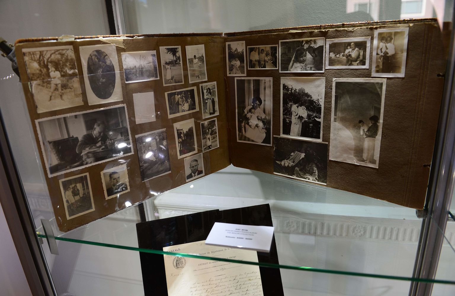 Pierre-August Renoir' fotoalbum.