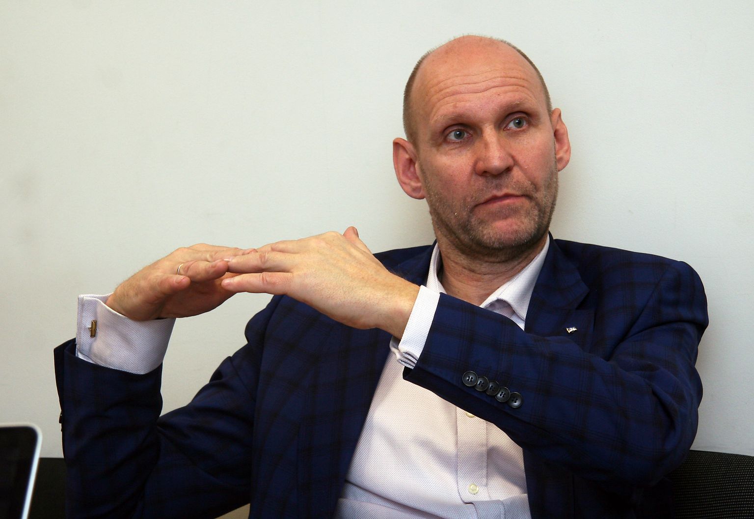 Хелир-Вальдор Сеэдер.