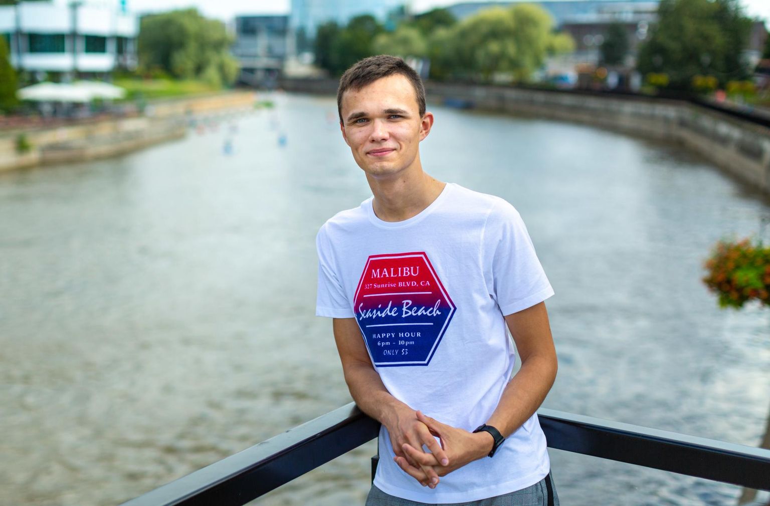 Andri Võsokovski peab nii palju ameteid, et nende kokku lugemiseks tuleb mõlema käe sõrmed appi võtta.