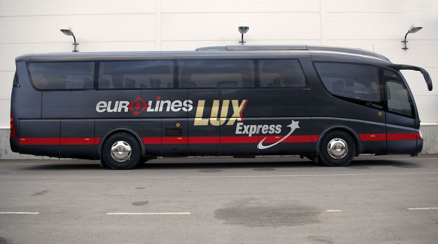 Автобус LuxExpress фирмы Eurloines.